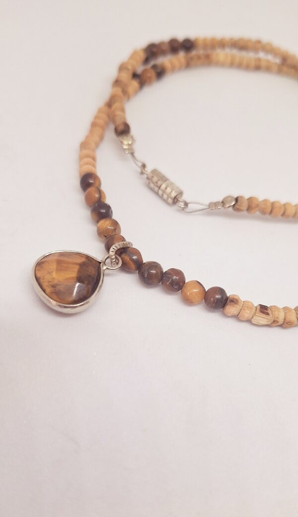 Tigers Eye Crystal Polished Pendant 44cm Necklace - Mental Clarity and Confidence - Image 2